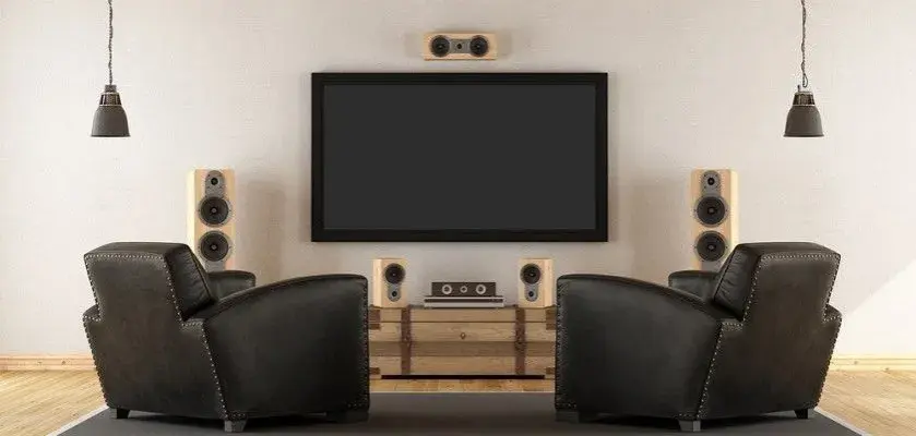 Jakim kablem podłączyć kino domowe do telewizora, by uniknąć problemów?