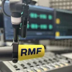 Ile zarabia prezenter radiowy RMF FM? Zaskakujące fakty o pensjach