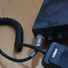 Cb radio na am czy fm - które lepsze dla Twojej komunikacji?